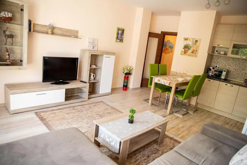 Apartment Lovely One Bedroom Apаrtment In Varna