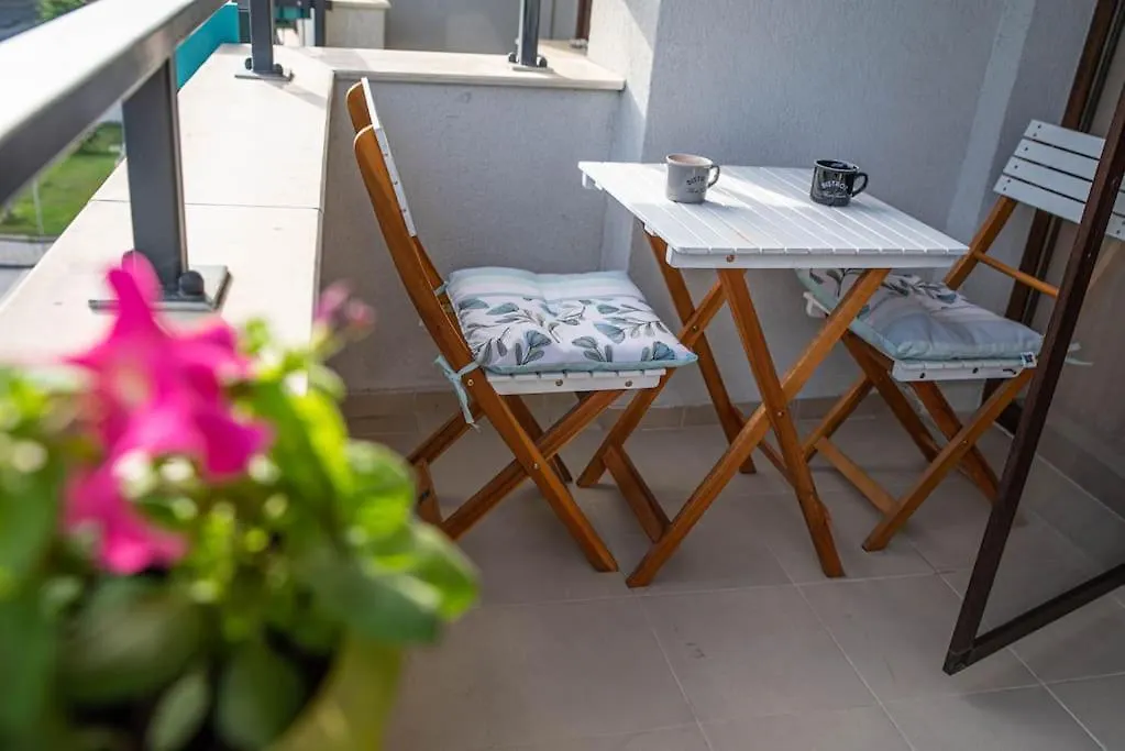 Lovely One Bedroom Apаrtment In Varna